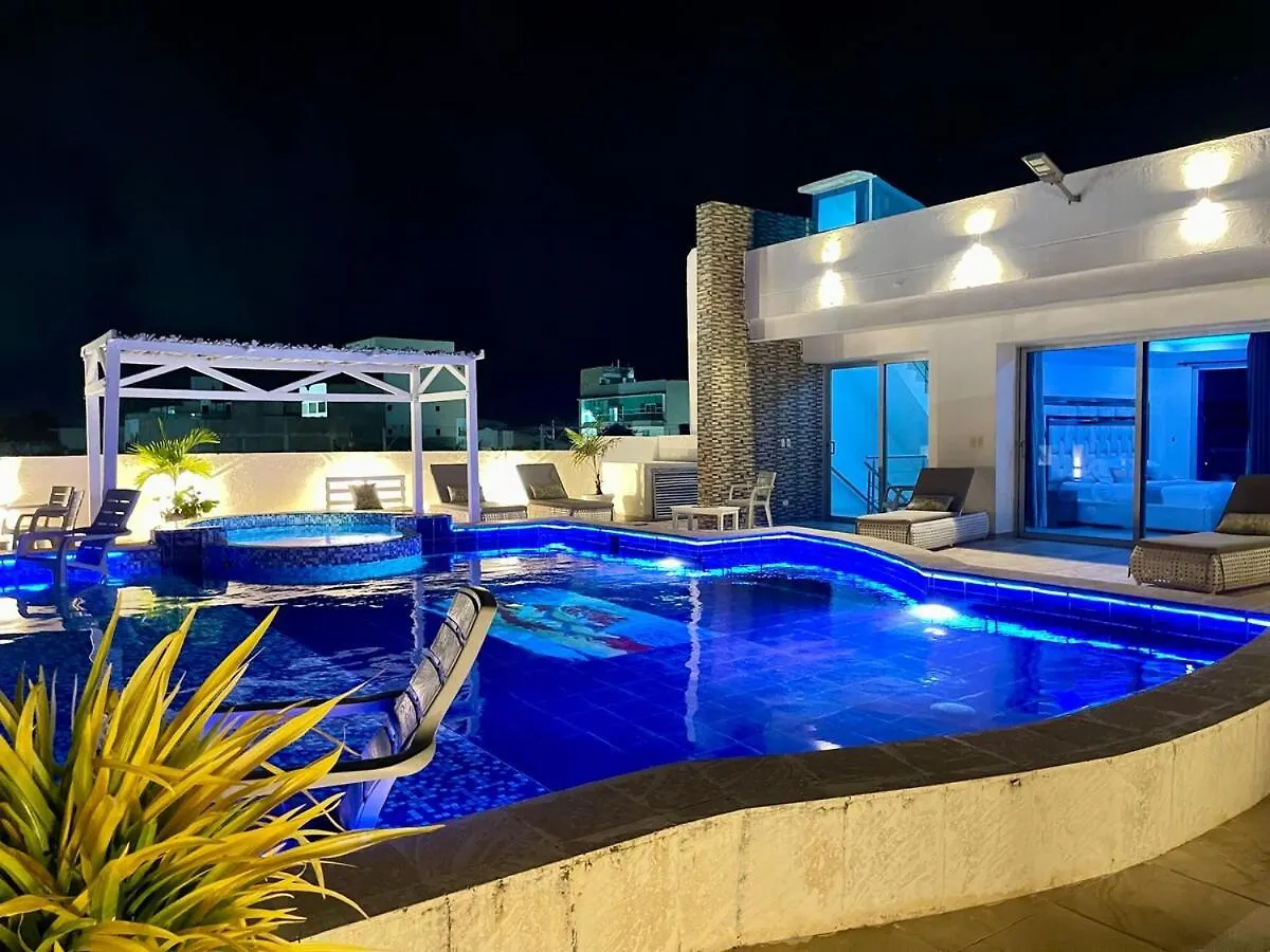 Exclusiva Villa Frente A La Playa Cartagena
